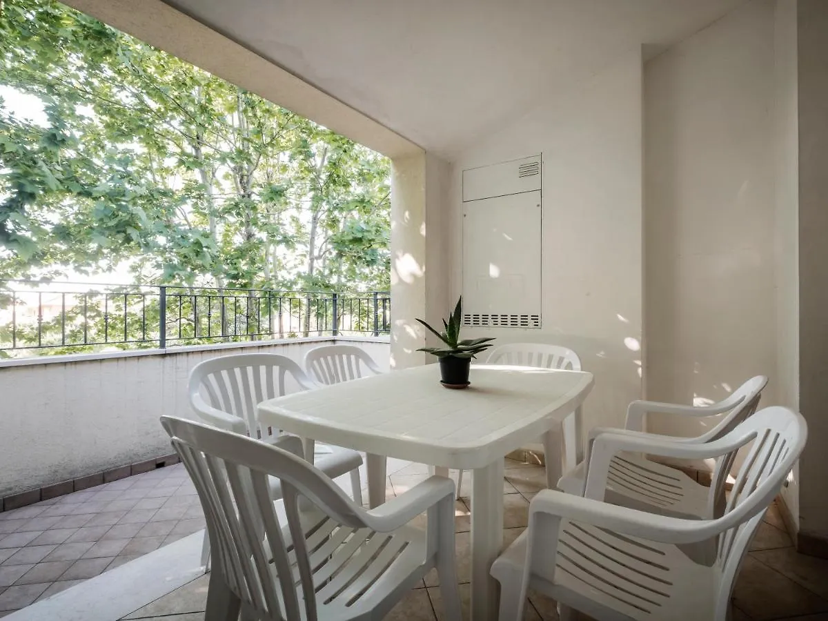Residenza Villa Assunta 리미니 아파트